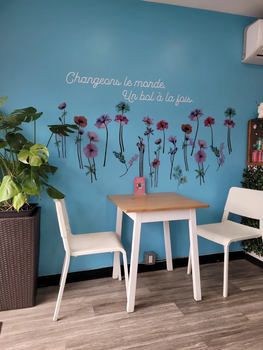 Vibe, Le Poké Station Côte-des-Neiges (CDN)
