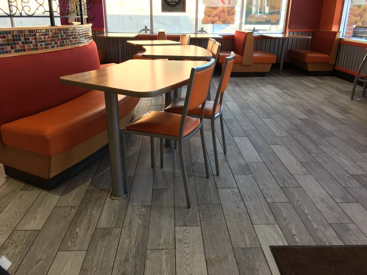 Vibe, Popeyes Louisiana Kitchen