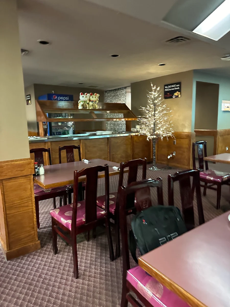 Vibe, Kiki Gardens Restaurant
