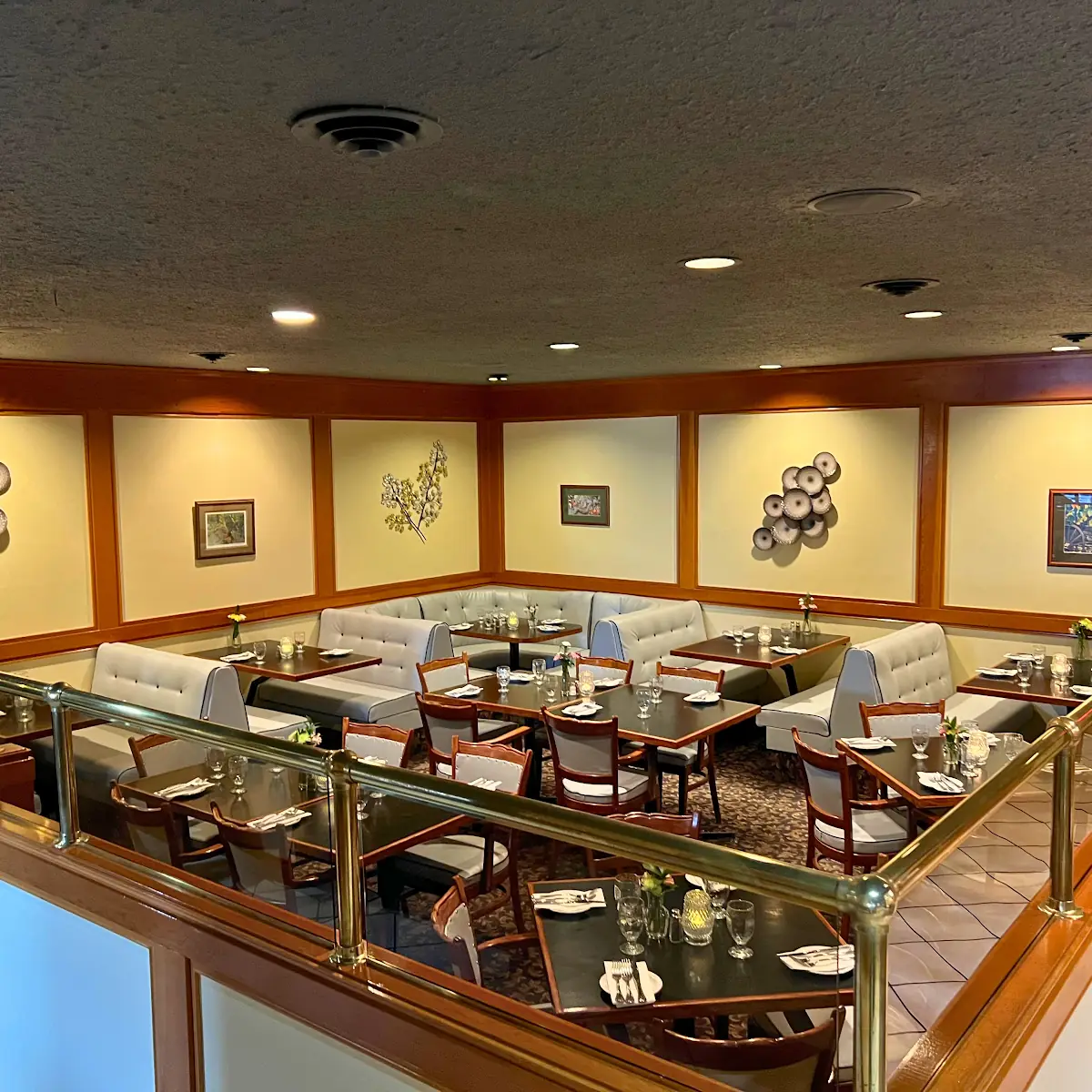 Vibe, Diamond Steak & Seafood House