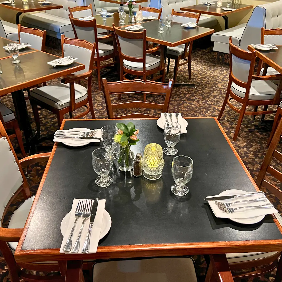 Vibe, Diamond Steak & Seafood House