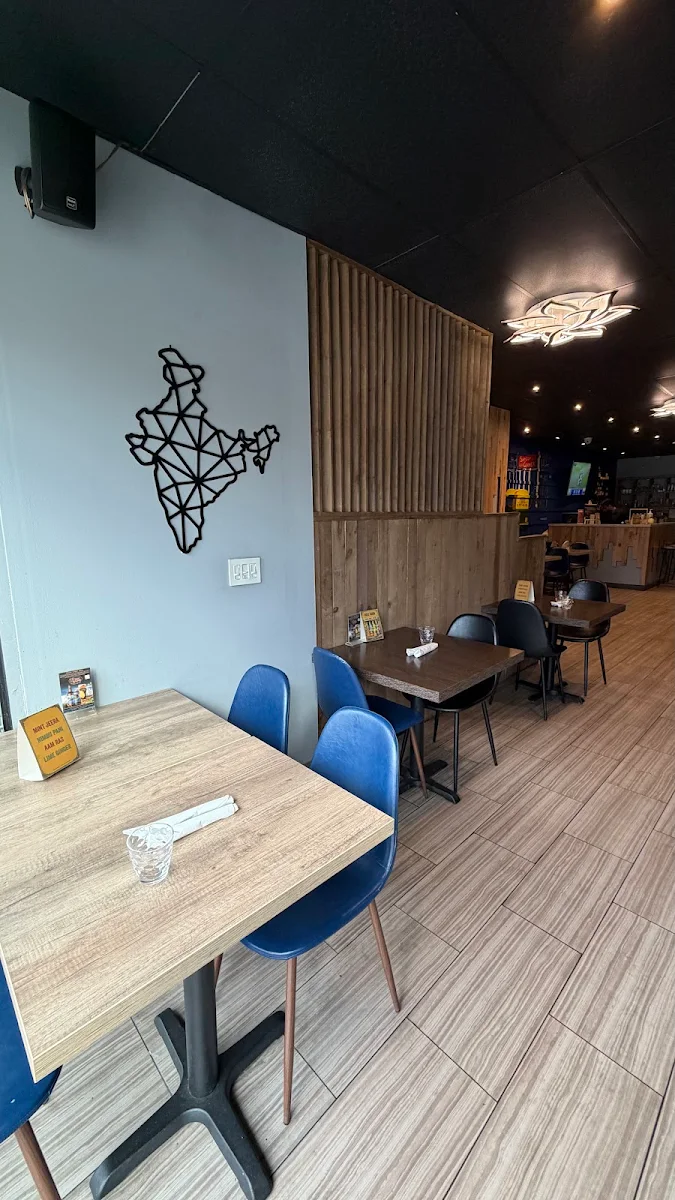 Vibe, RAAHI MODERN INDIAN KITCHEN & BAR