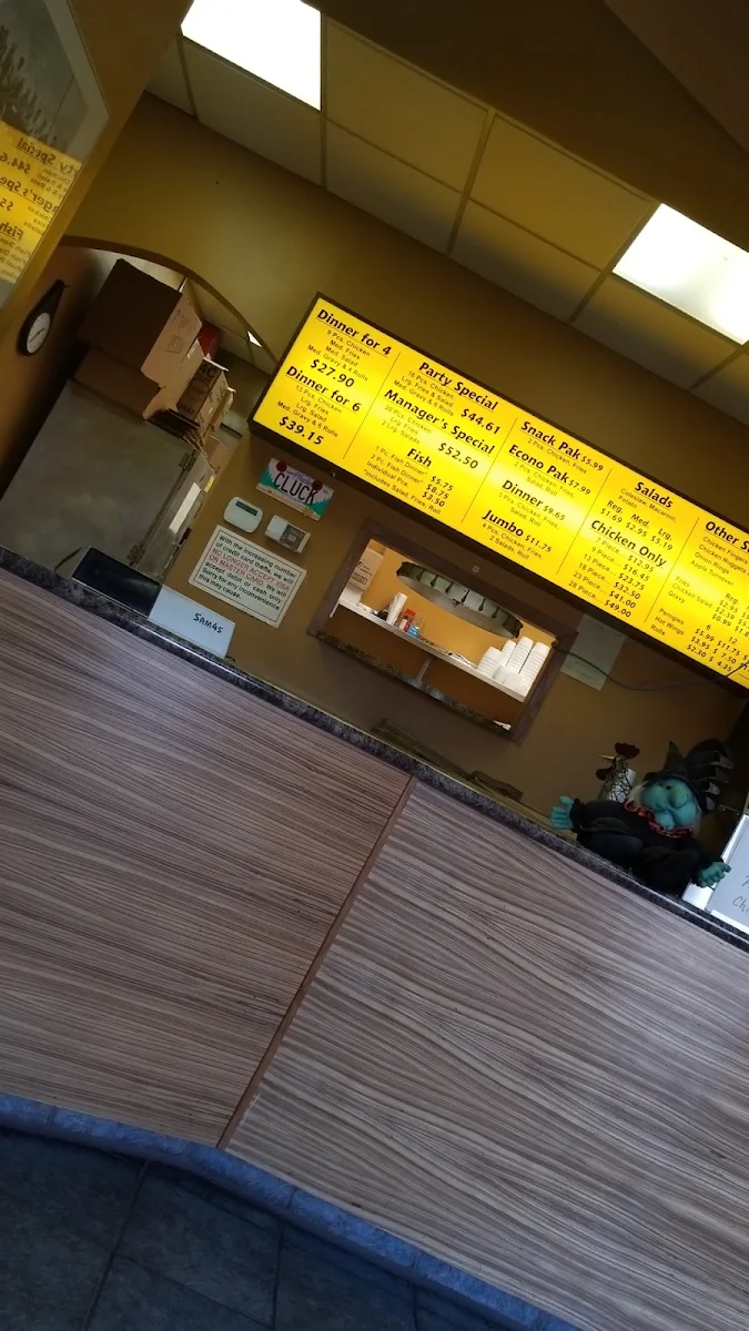 Vibe, Candy's Fried Chicken