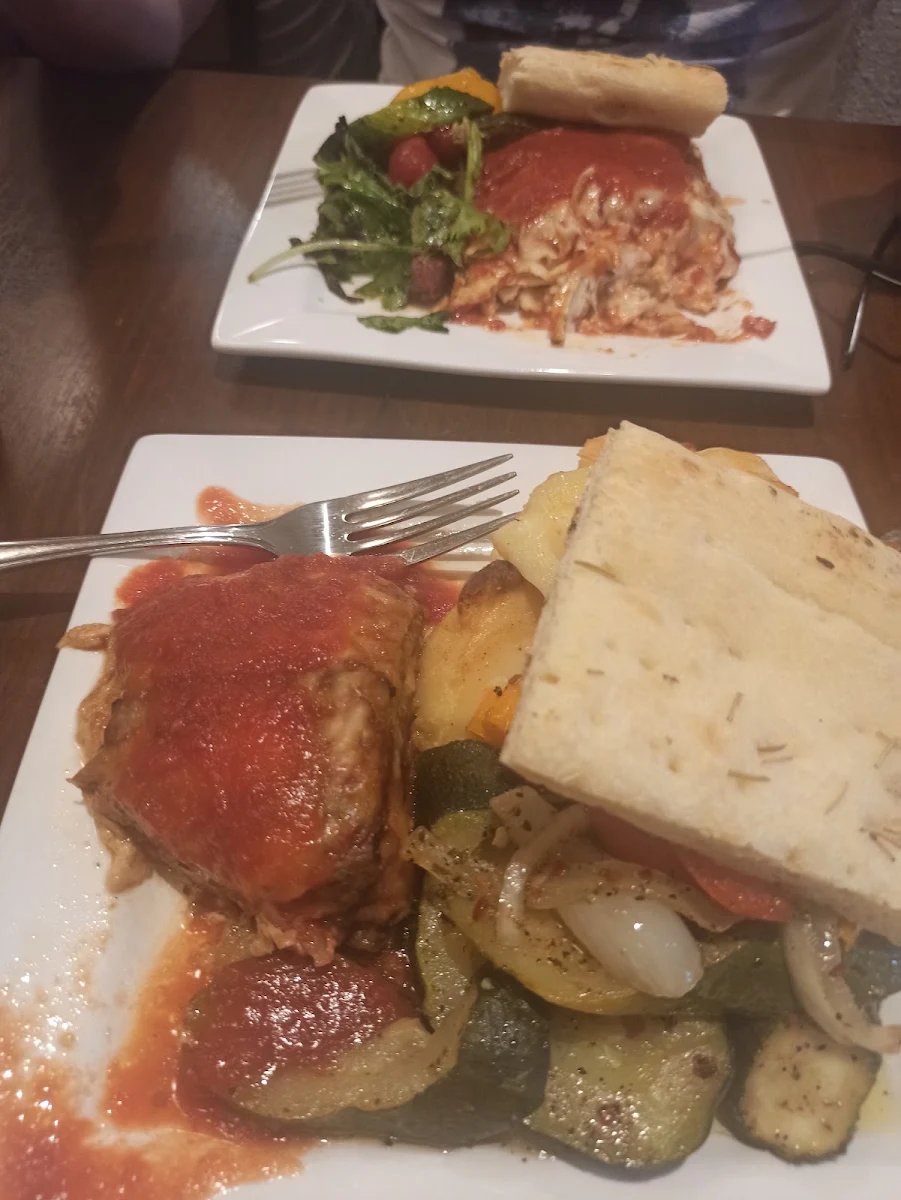 Food & drink, Boccone Deli & Pizza