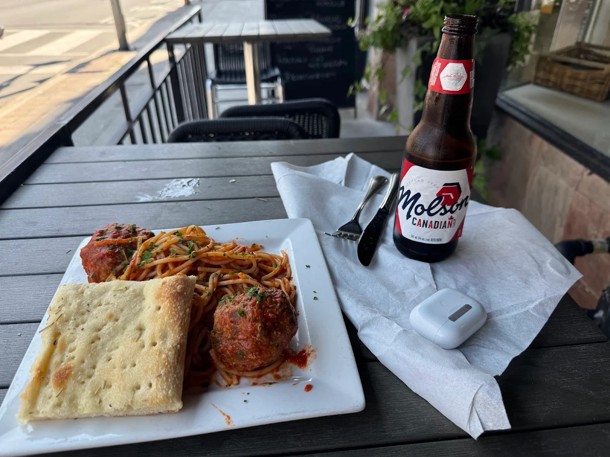 Food & drink, Boccone Deli & Pizza