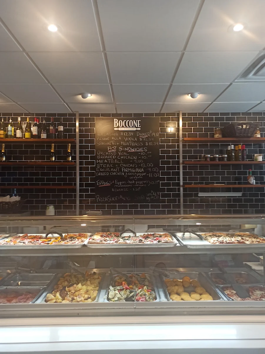 Vibe, Boccone Deli & Pizza