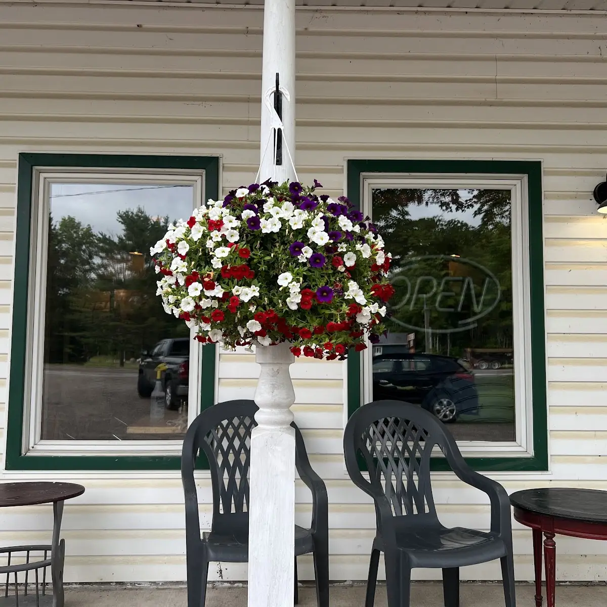 Vibe, The St Joseph Island Black Bear Cafe Bakery & Catering