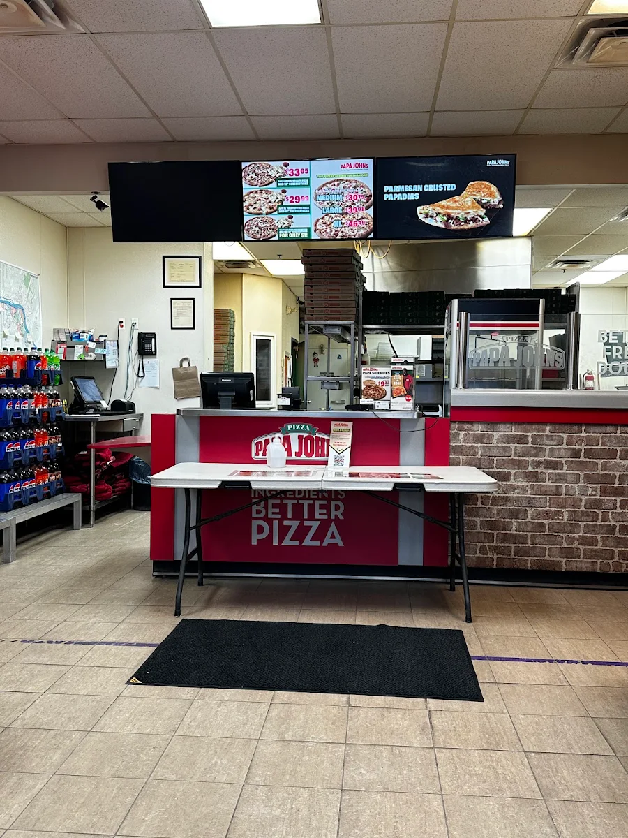 Vibe, Papa Johns Pizza