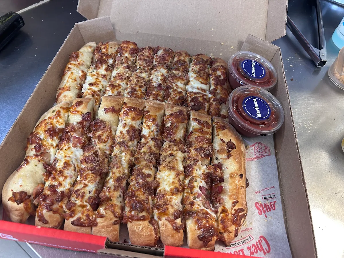 Food & drink, Chez Louis Poulet Et Pizza