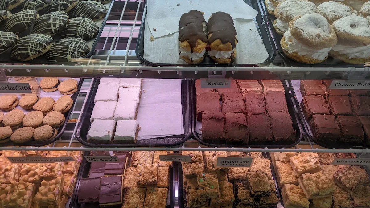 Food & drink, Bartliff's Bakery & Restaurant