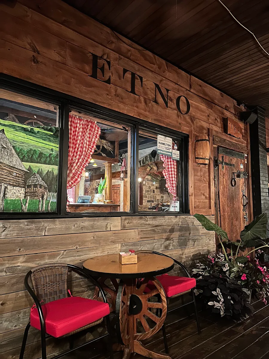 Vibe, Etno Bar & Grill