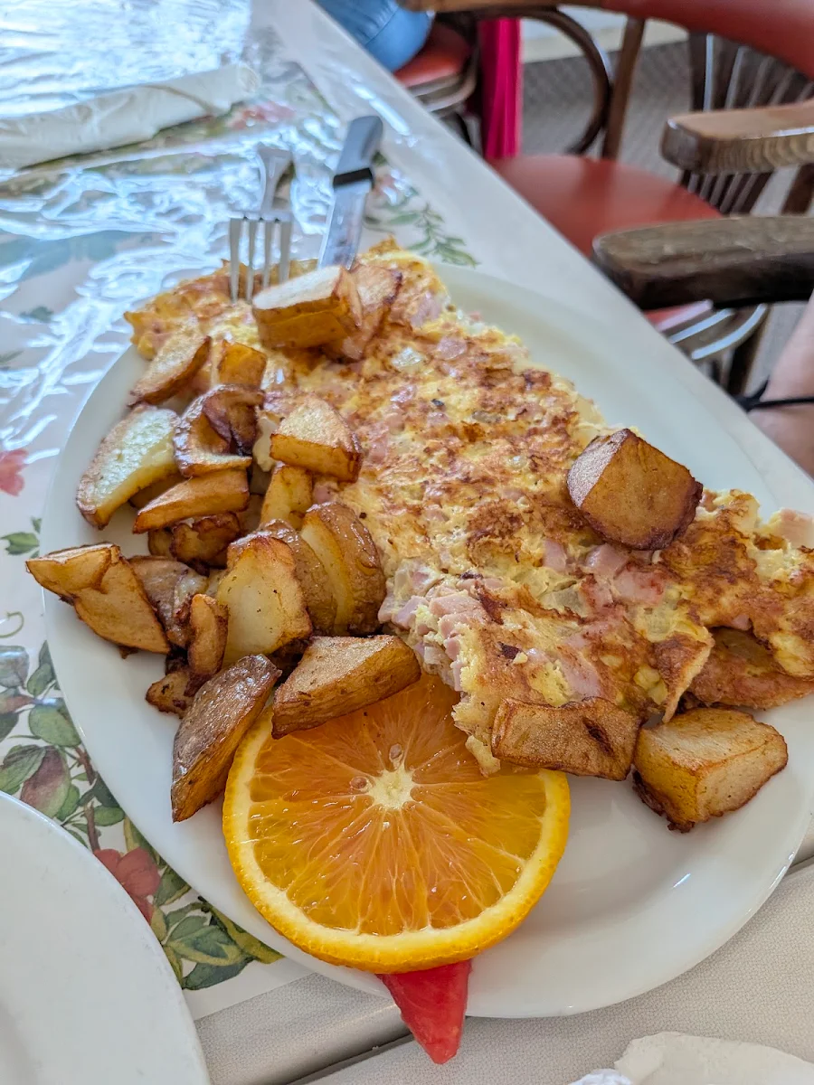 Food & drink, Riverview Inn & Restaurant