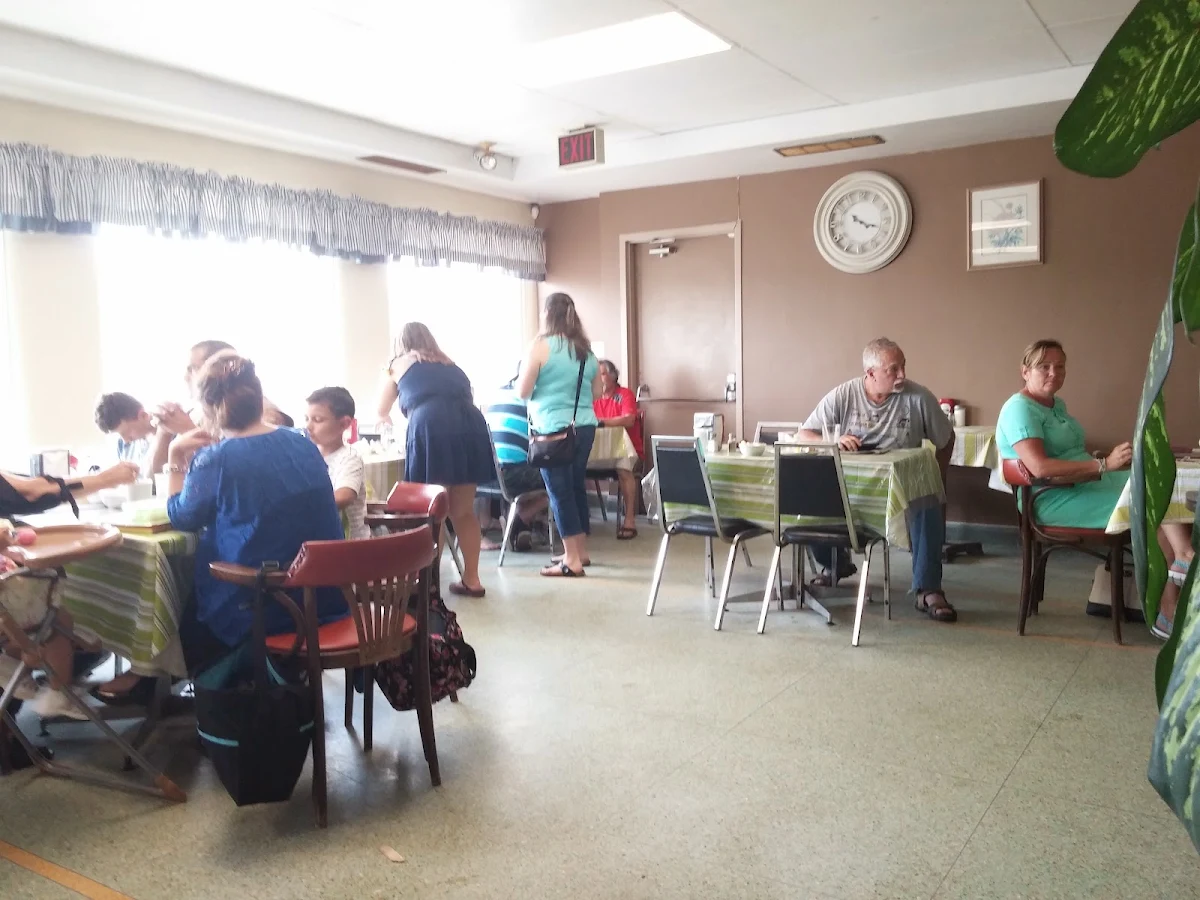 Vibe, Riverview Inn & Restaurant