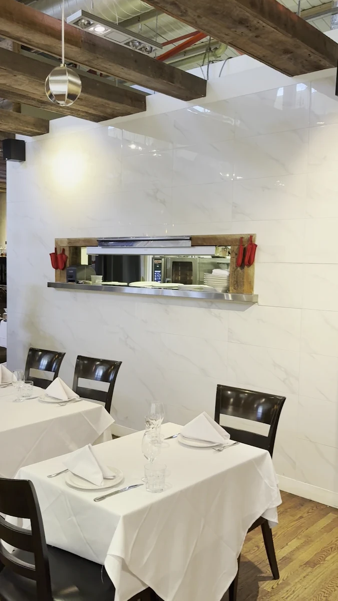 Vibe, Restaurant Locanda