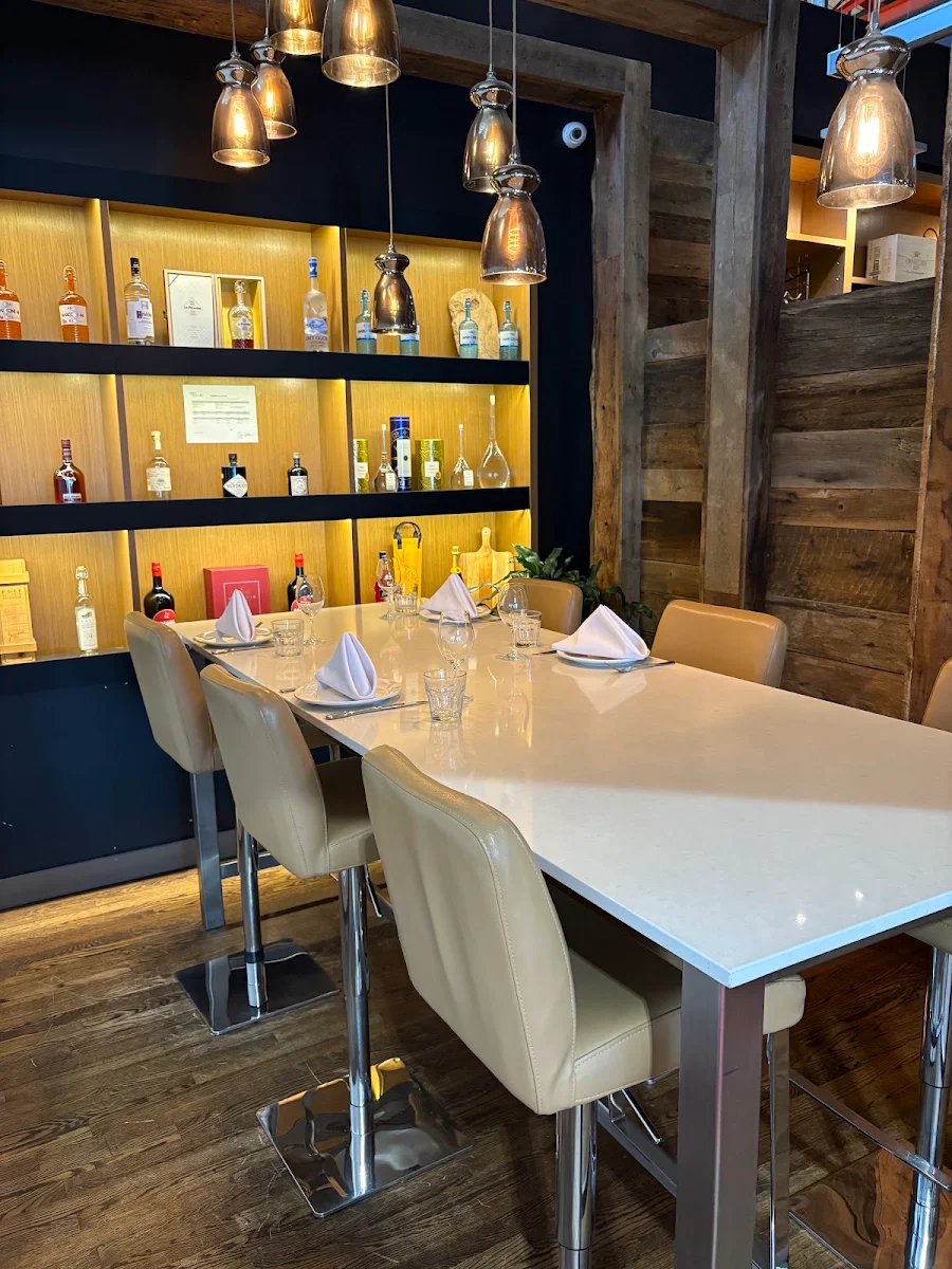 Vibe, Restaurant Locanda