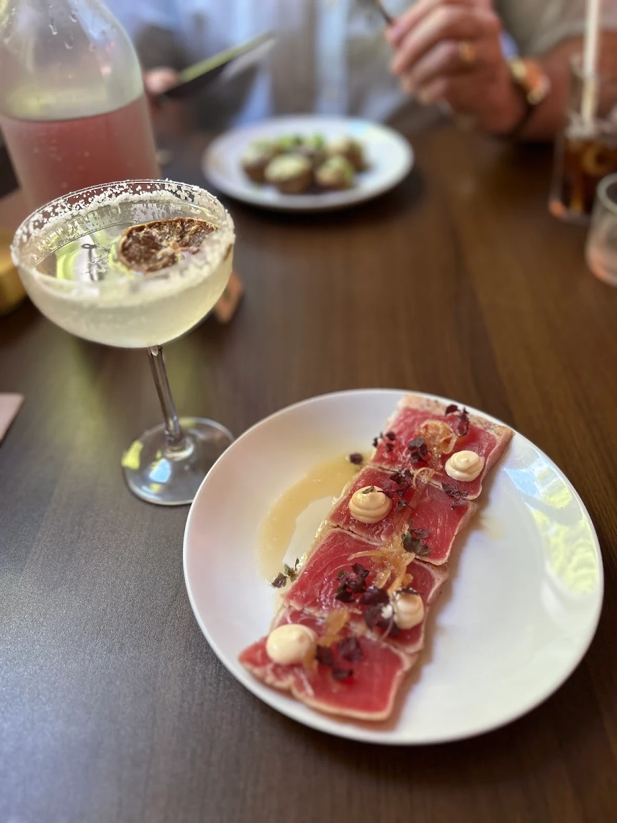 Food & drink, Hideout 2081