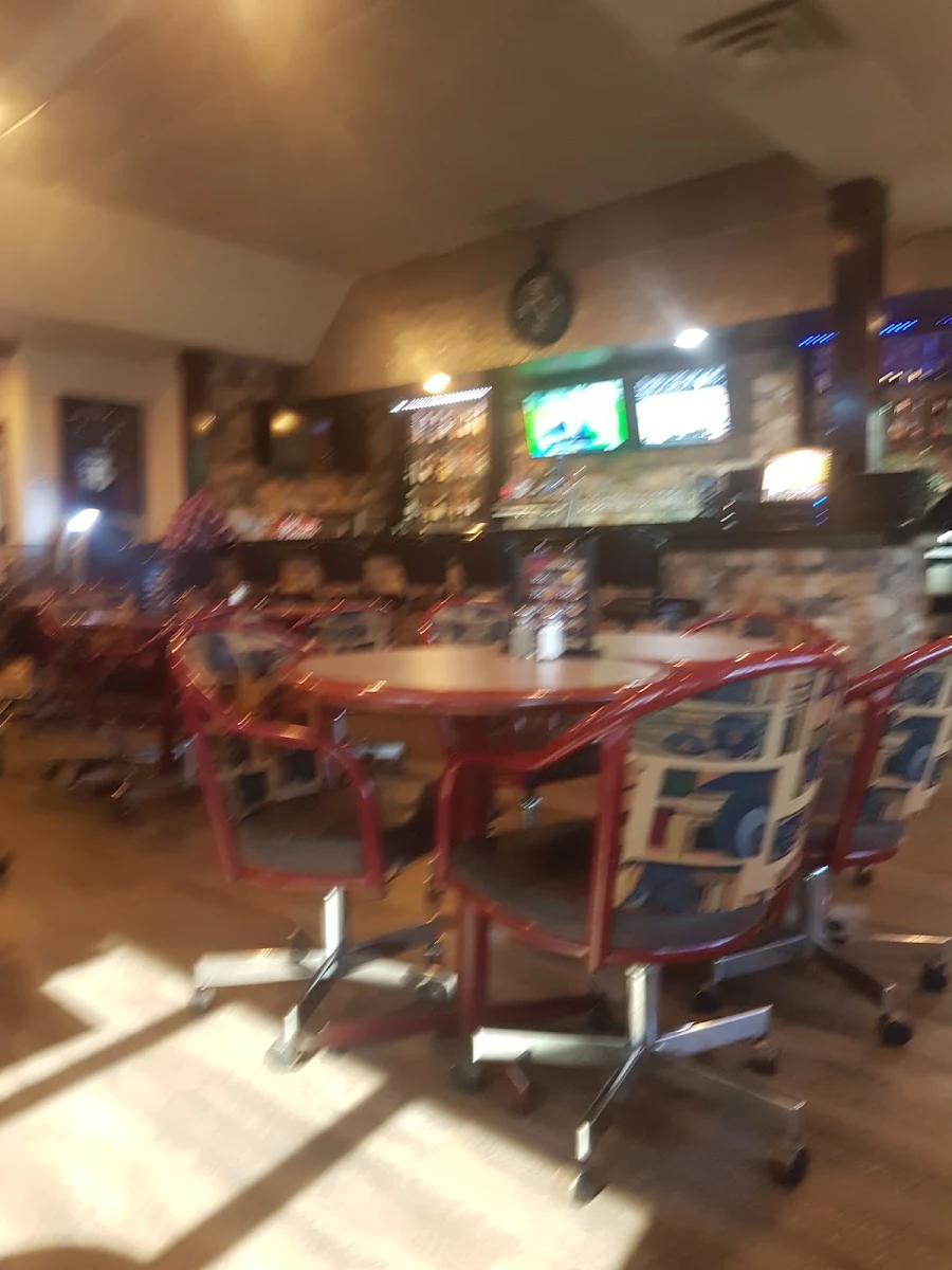 Vibe, Pauls Pizza Airdrie