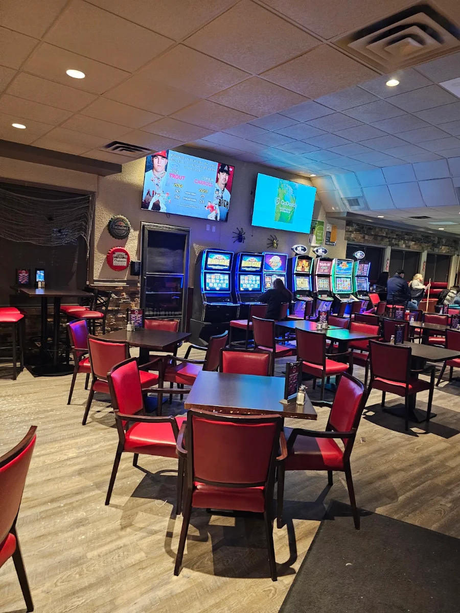 Vibe, Pauls Pizza Airdrie