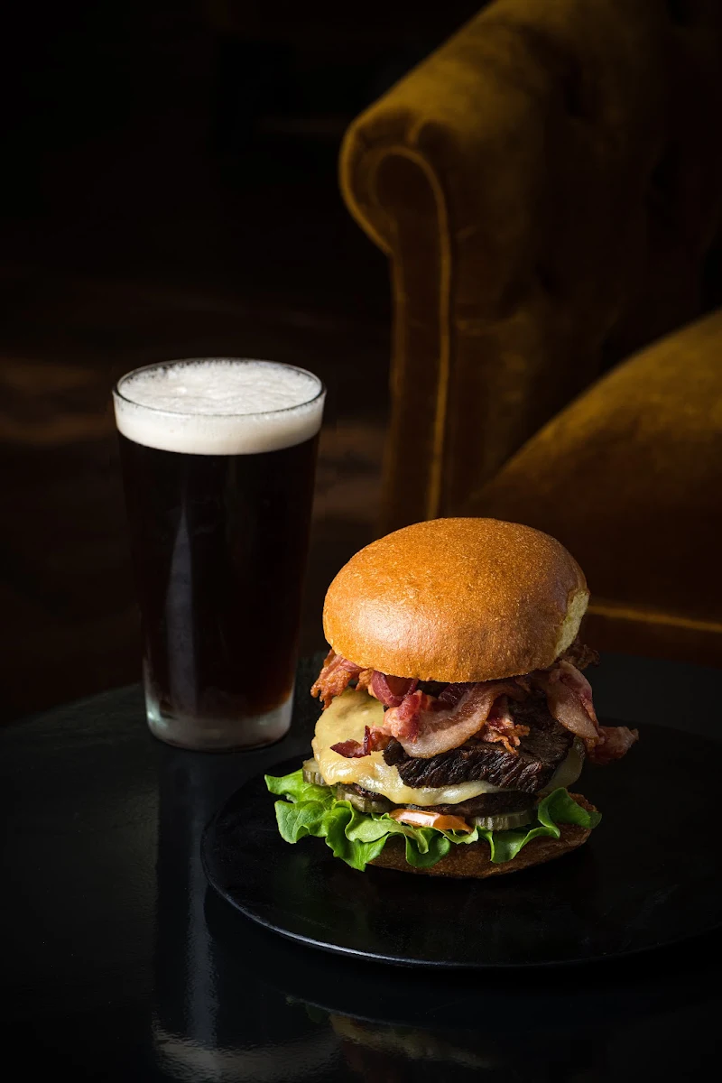 Food & drink, Confederation Lounge & Patio