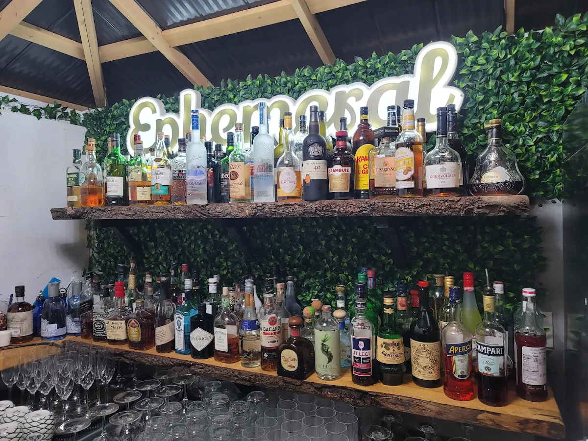 Vibe, Confederation Lounge & Patio