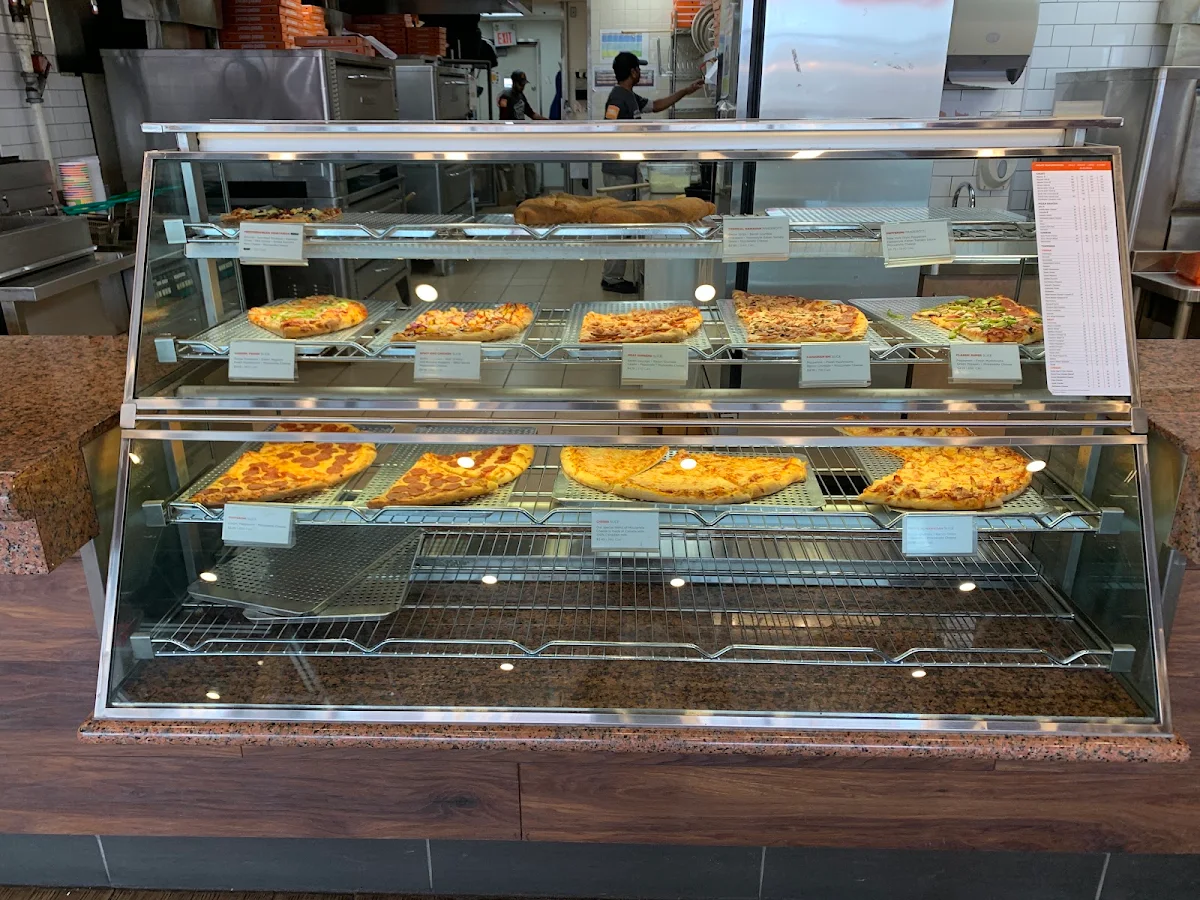 Vibe, Pizza Pizza