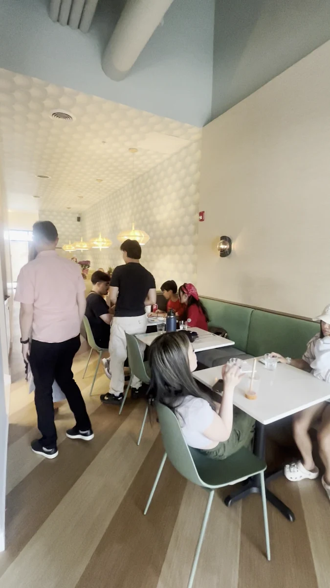 Vibe, BLOOM VIETNAMESE BISTRO