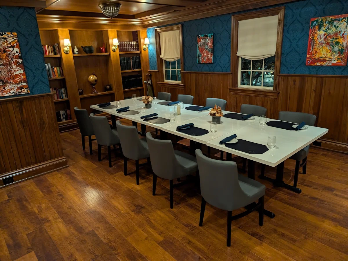 Vibe, The Globe Restaurant
