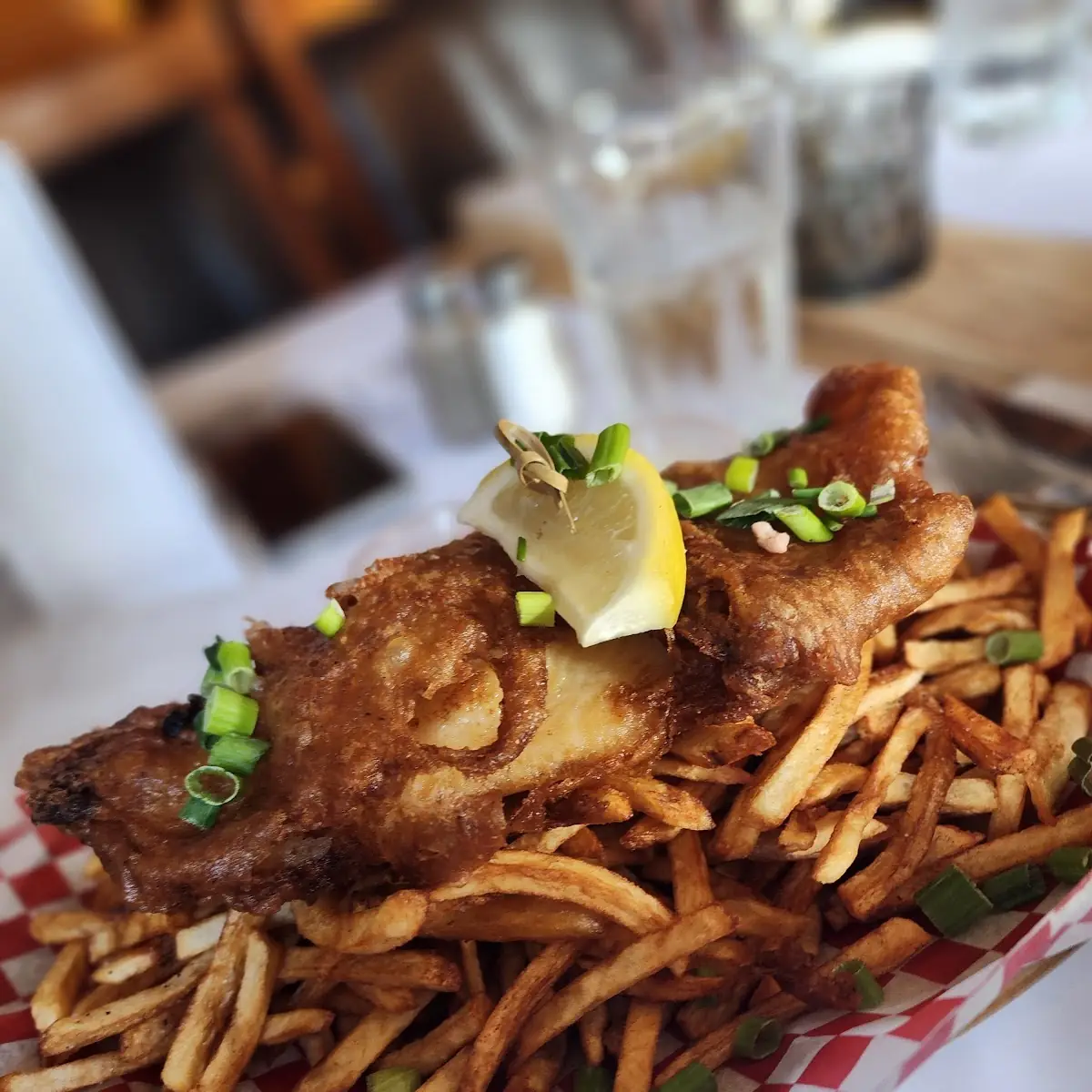Food & drink, Auberge Ayer's Cliff