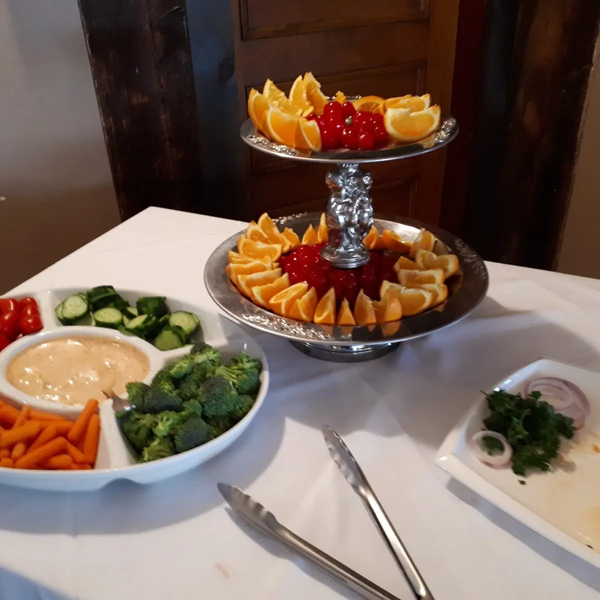Food & drink, Auberge Ayer's Cliff