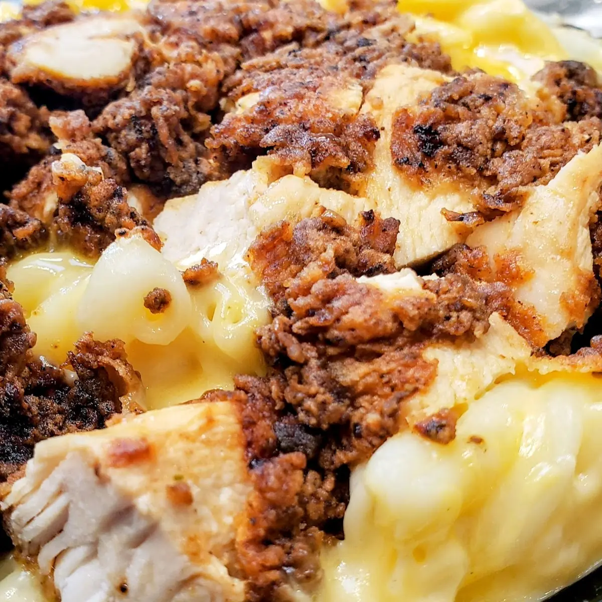 Fried Chicken with Mac and Cheese
