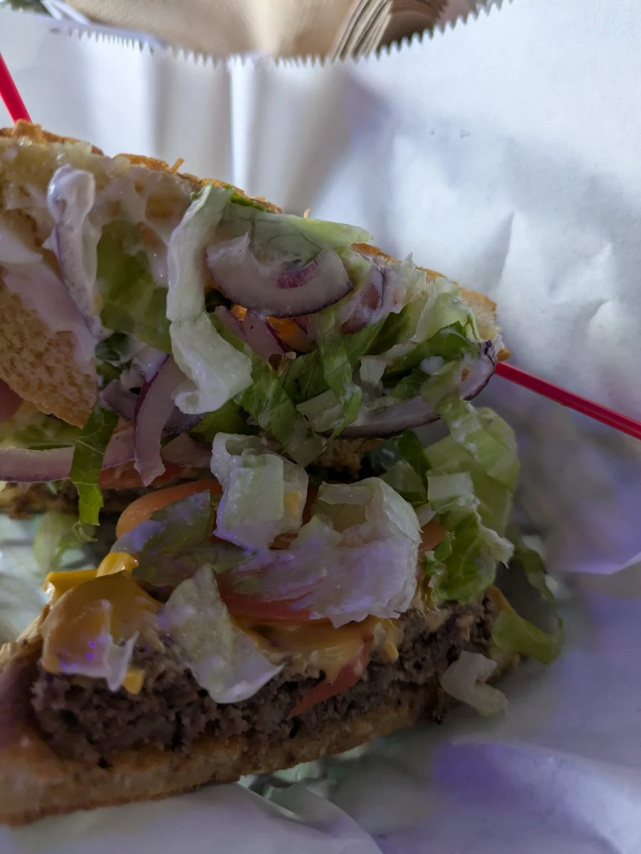 Cheeseburger Deluxe
