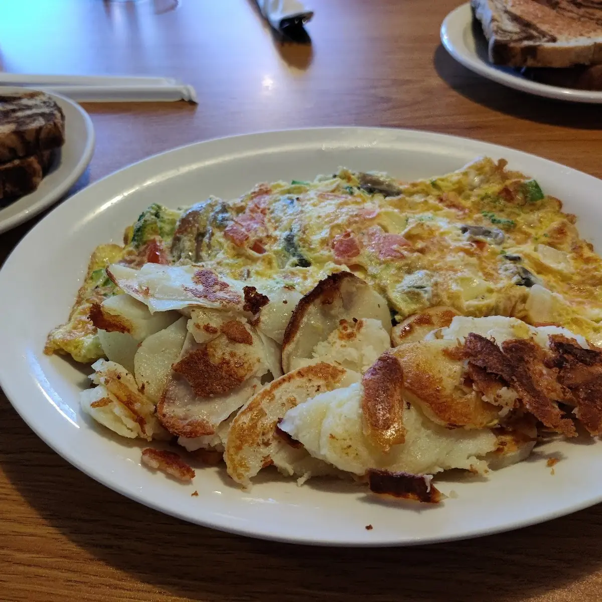 Veggie Omelette American Fries
