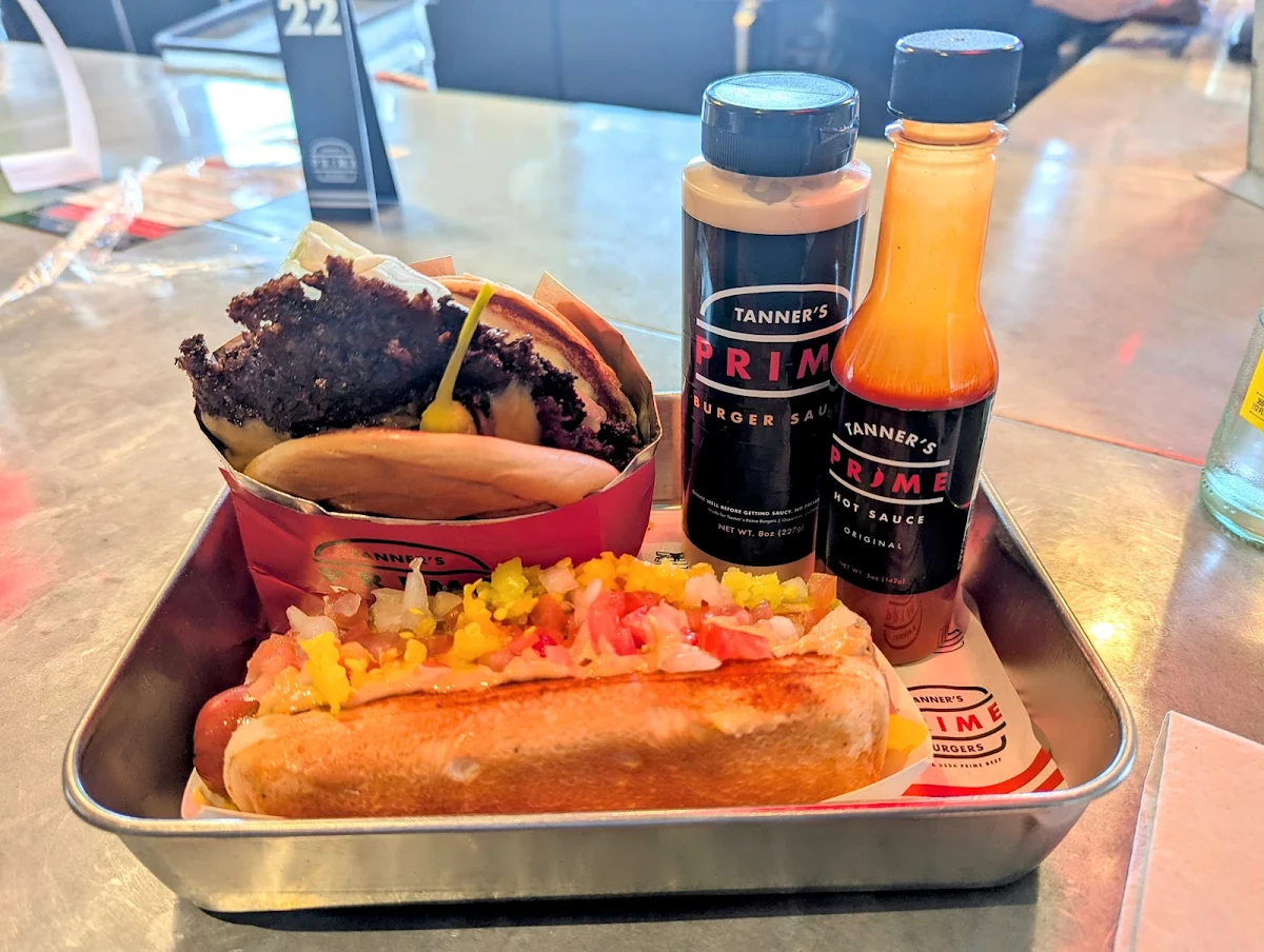 Tanner's Prime Hot Dog
