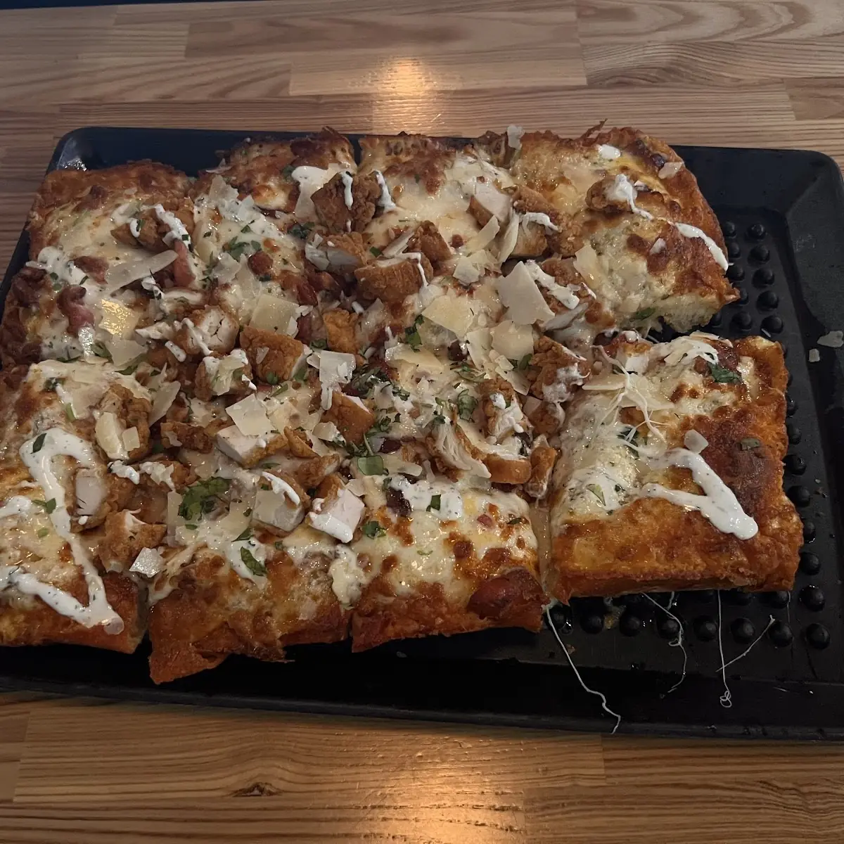 Extreme Chicken Pizza Cooper