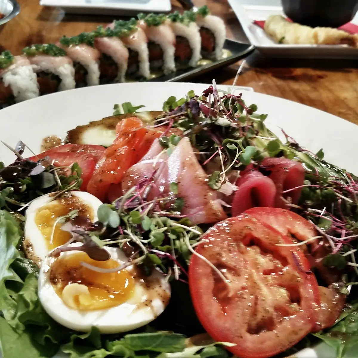Sashimi Salad