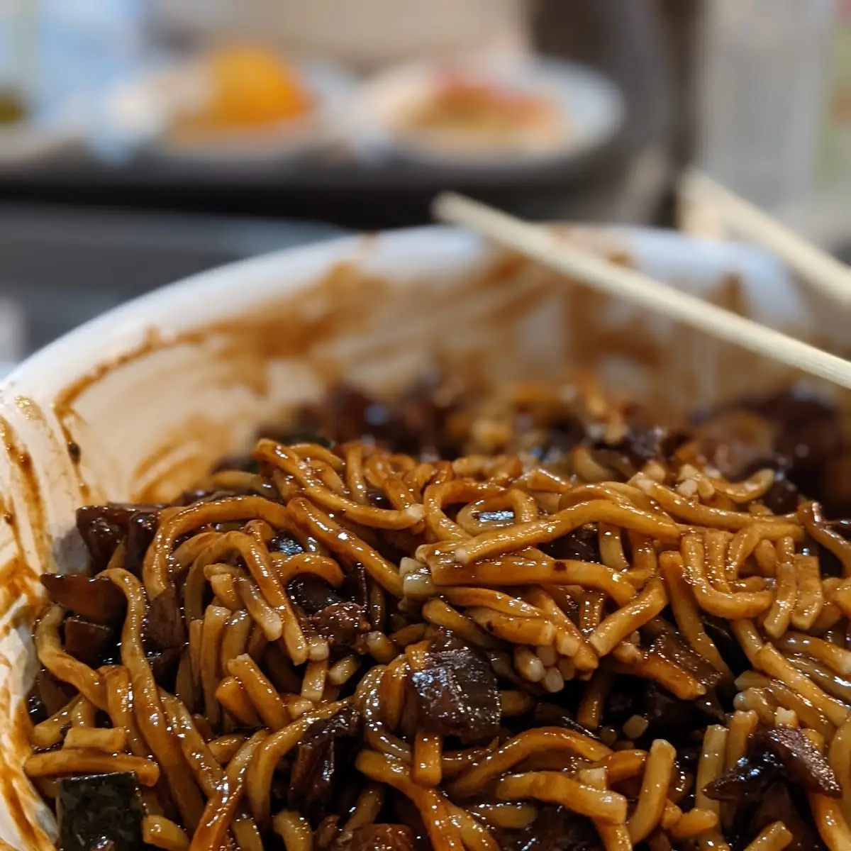 Black Bean Noodle