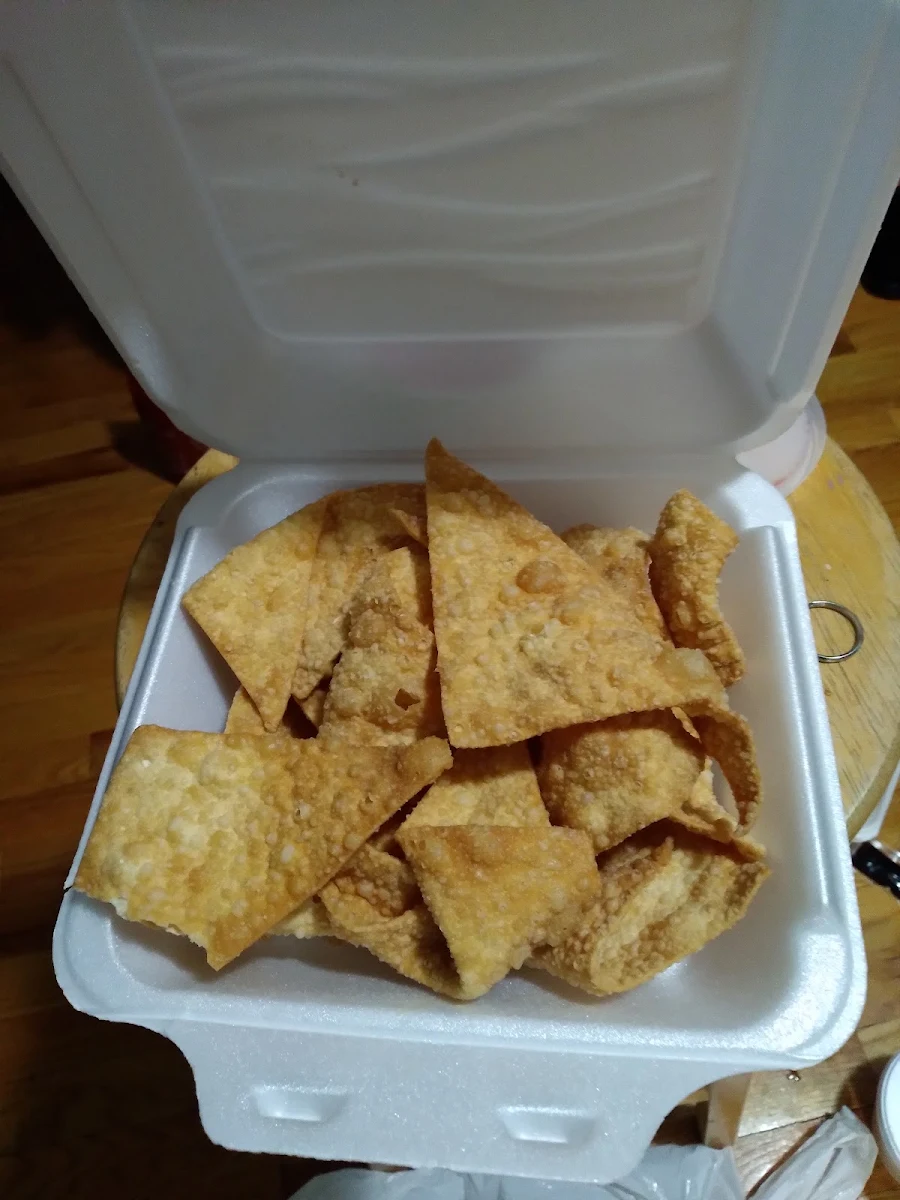 Highlights, Huangs restaurant