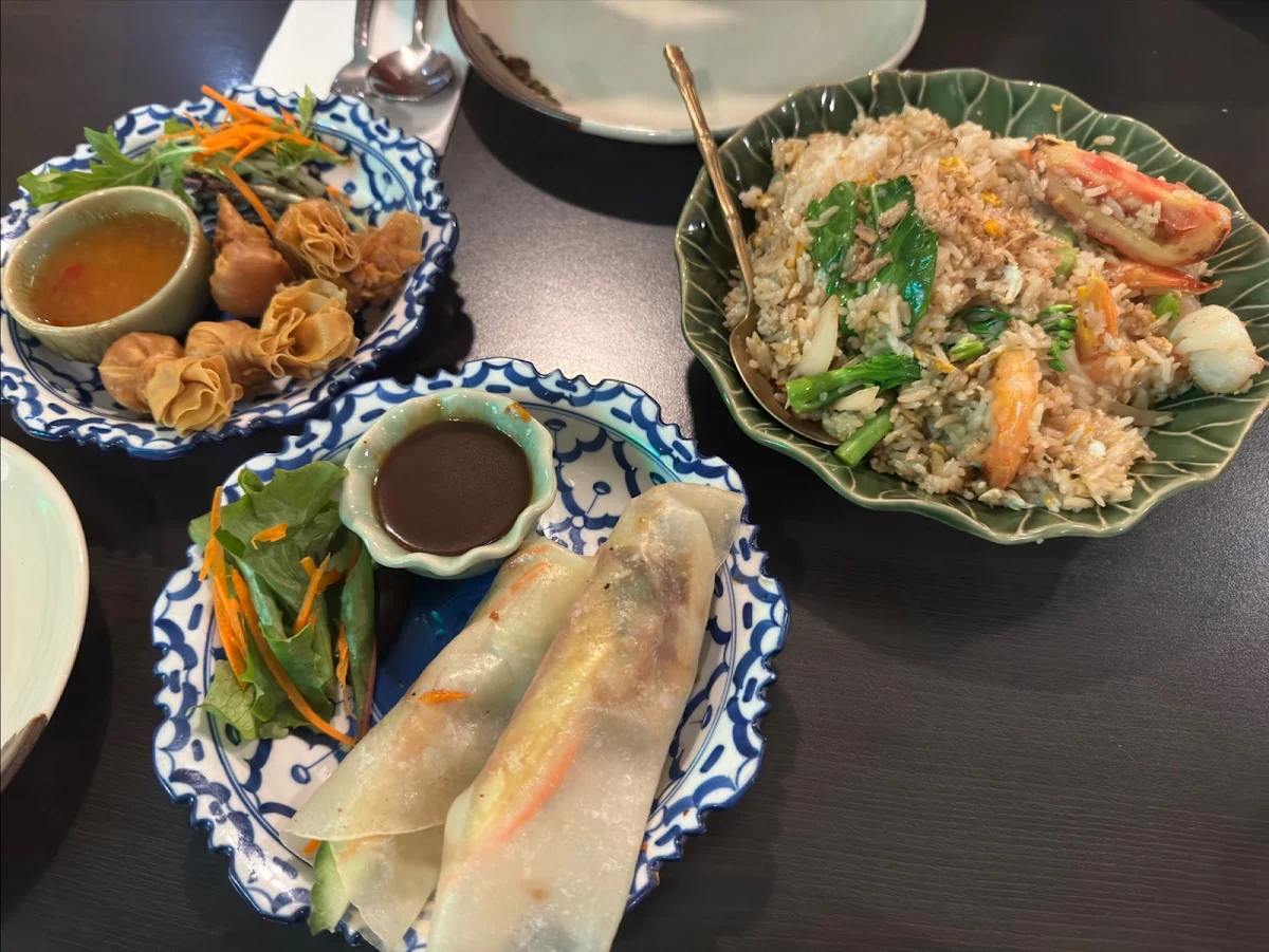 Highlights, Sorrento Thai