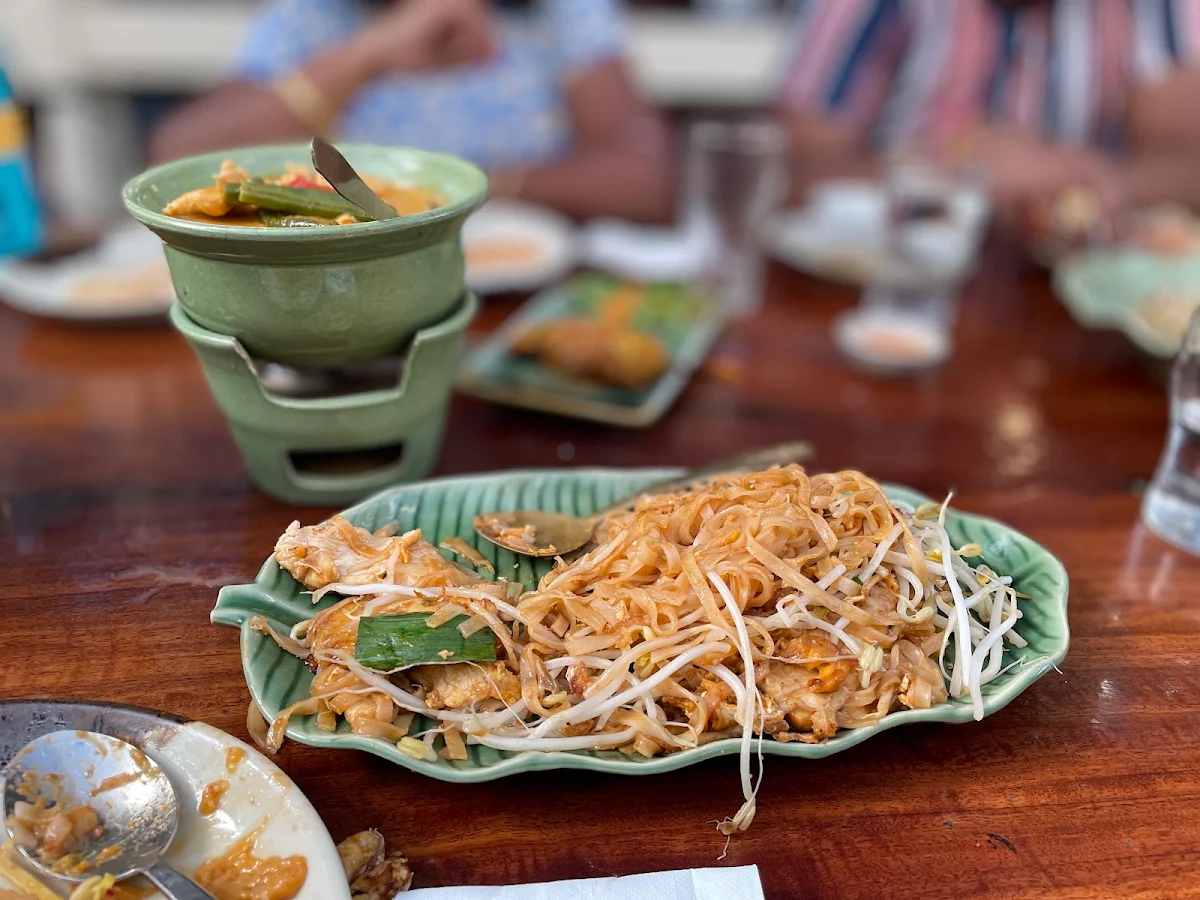 Highlights, Sorrento Thai
