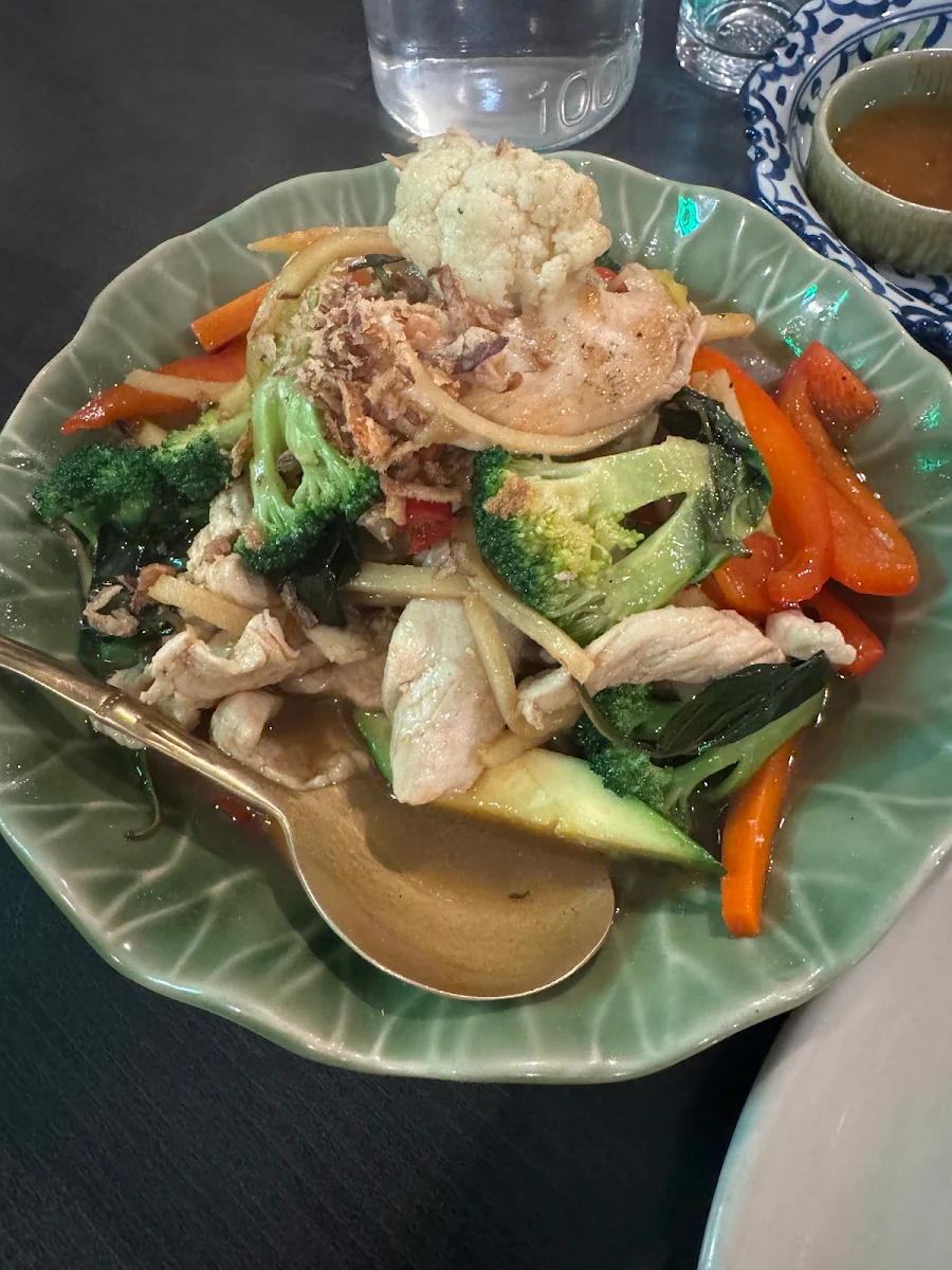 Pad Char Seafood, Sorrento Thai
