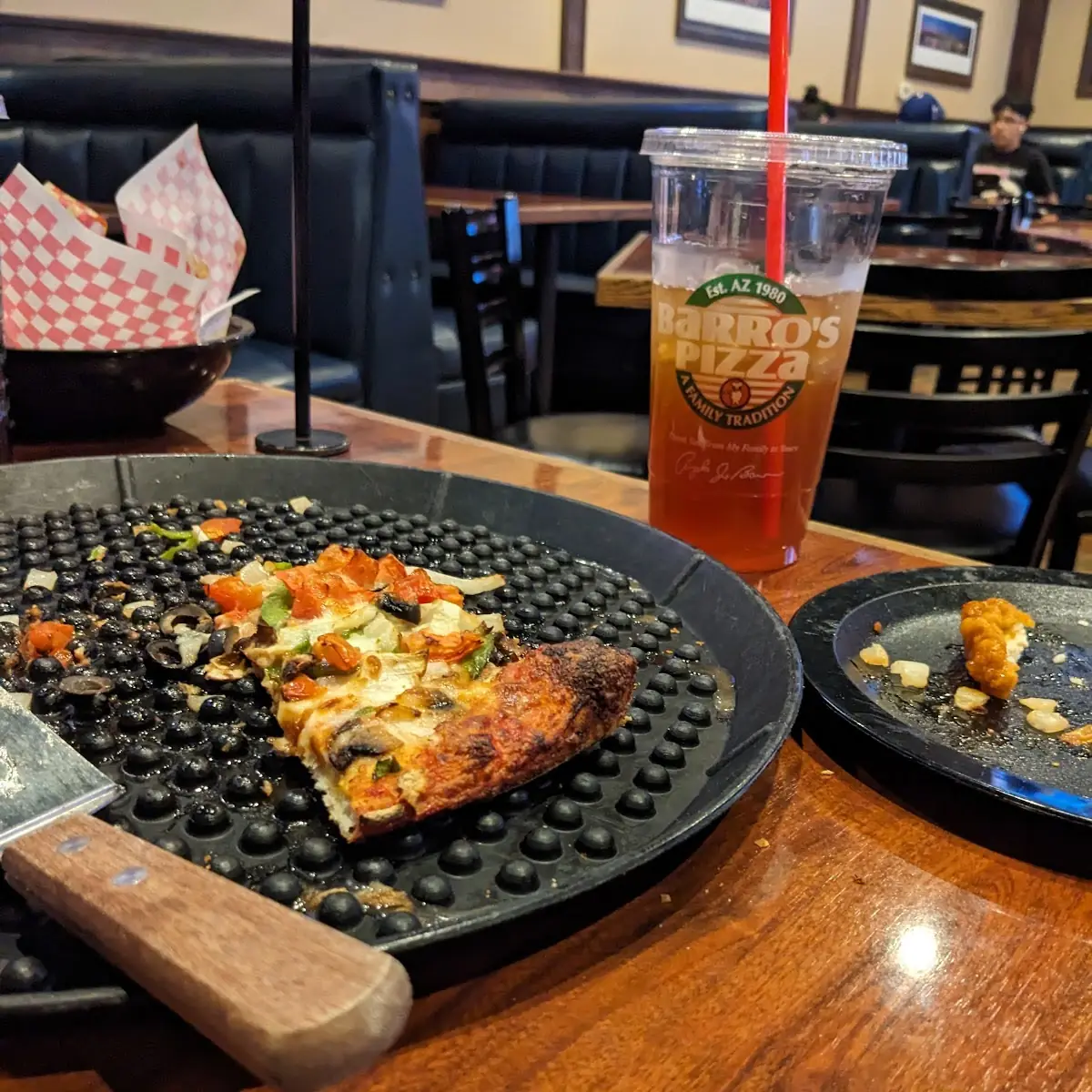 Vegetarian Pizza & Tea