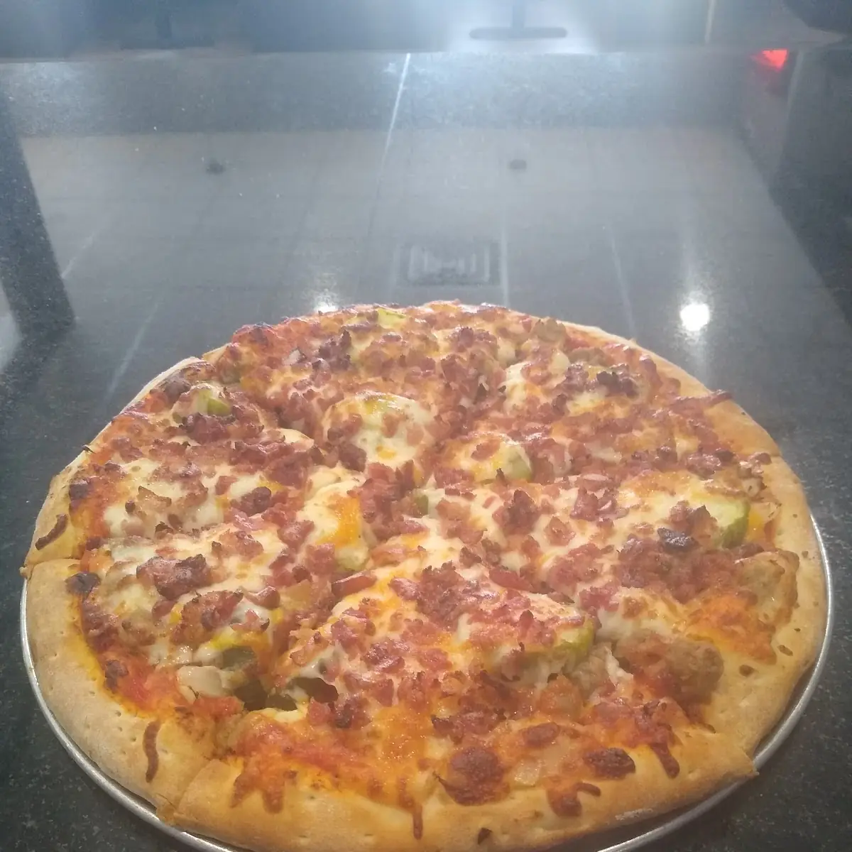 Bacon Cheeseburger Pizza