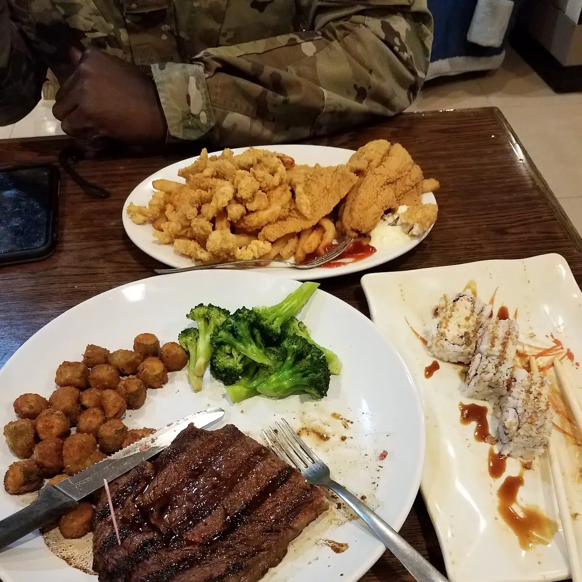 12 Oz Steak and Crunch Rolls