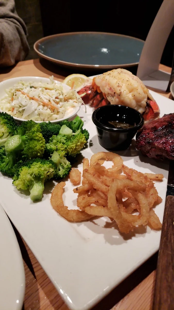 Steak and Lobster, Tony Roma's