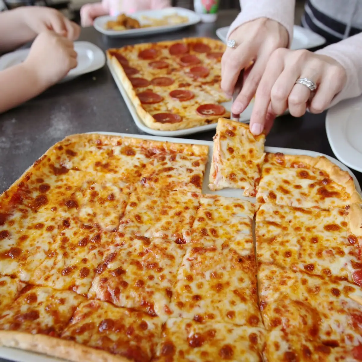 Ledo White Pizza