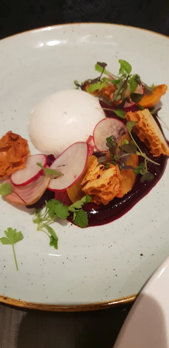 Beetroot and Goats Cheese Entree, Apron Bar & Restaurant