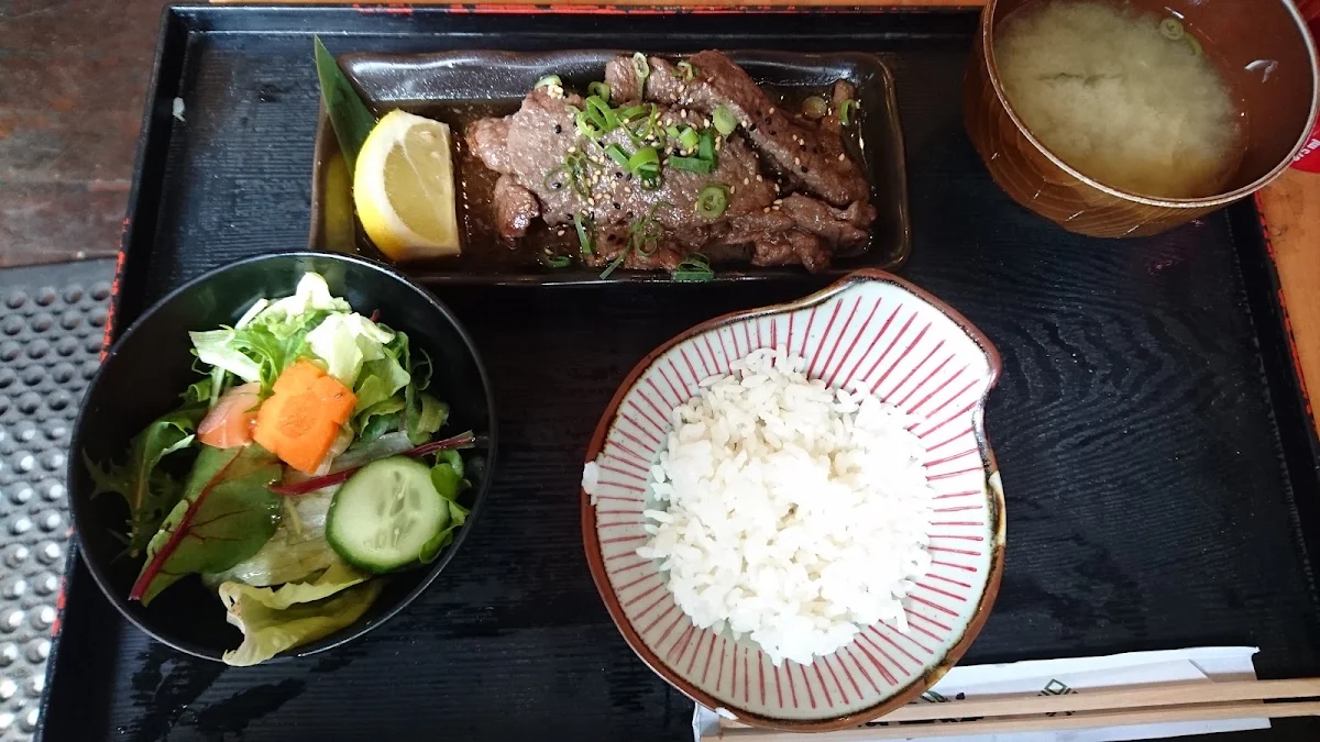 Wagyu Teriyaki with Rice, Sushi on Stanley