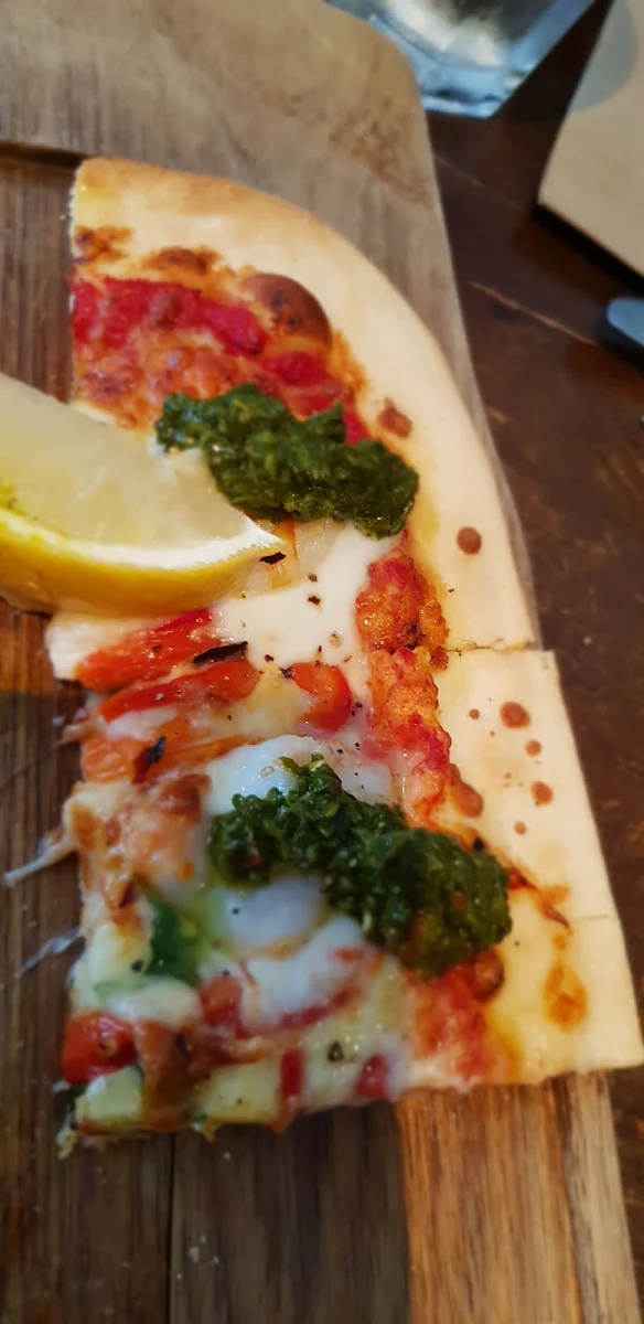 Prown Pizza, Four Hands Tapas & Pizza Restaurant