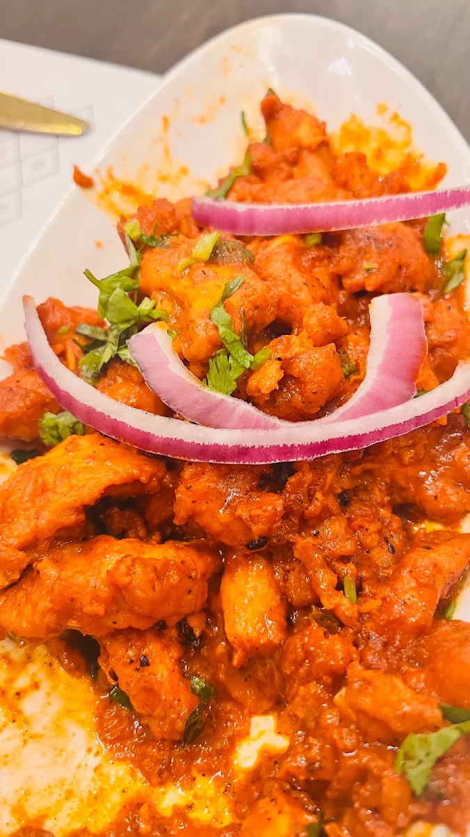Dhaba Style Chicken (Bone In)