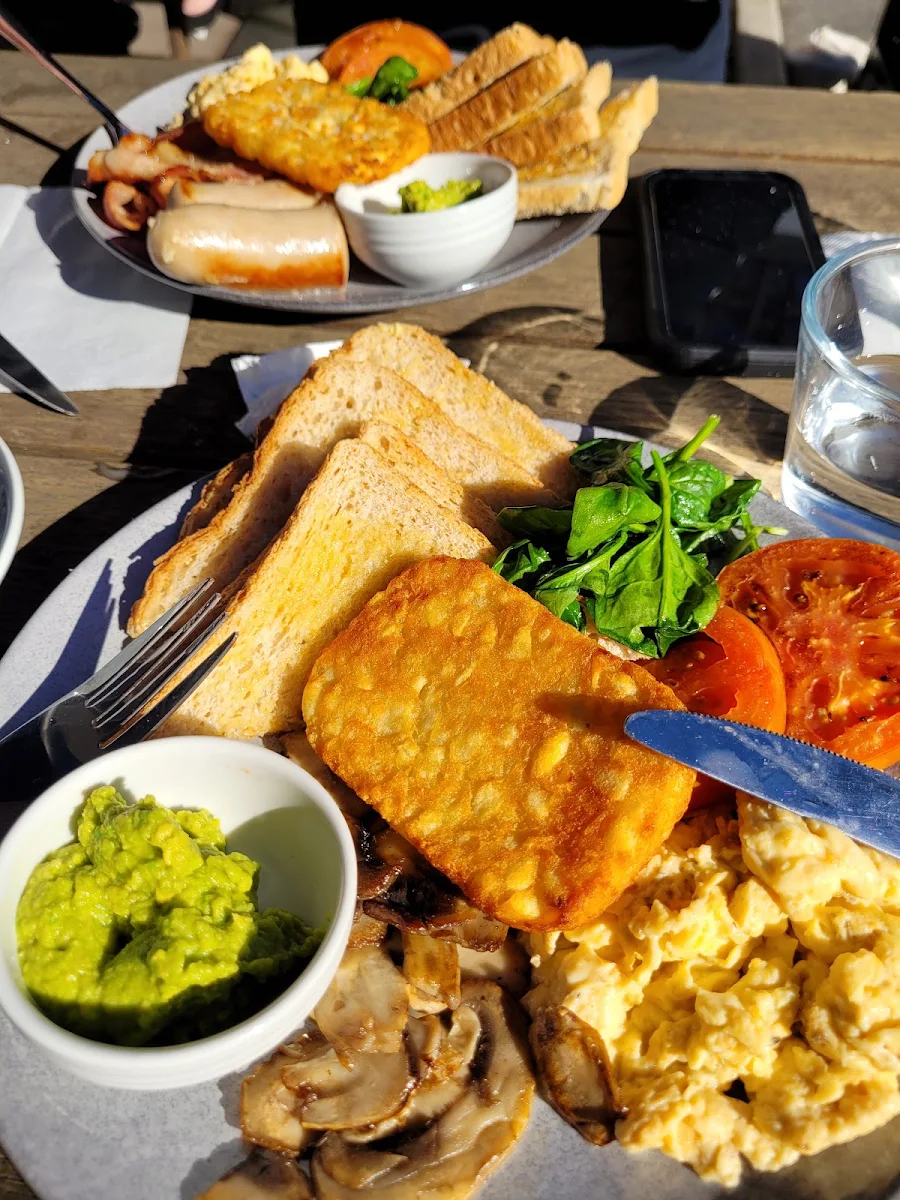 Vegetarian Cabin Breakfast, Coffee Cabin